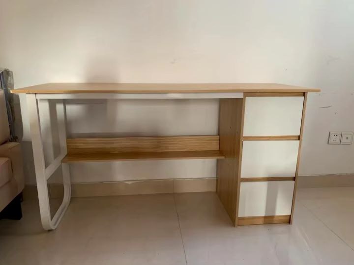 🖥️ Bureau d’Angle Moderne